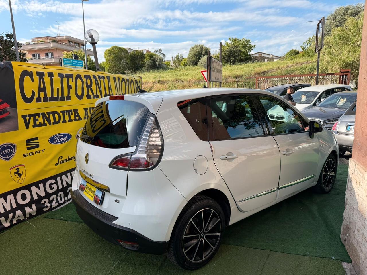 Renault Scenic XMod 1.5 dCi 110CV