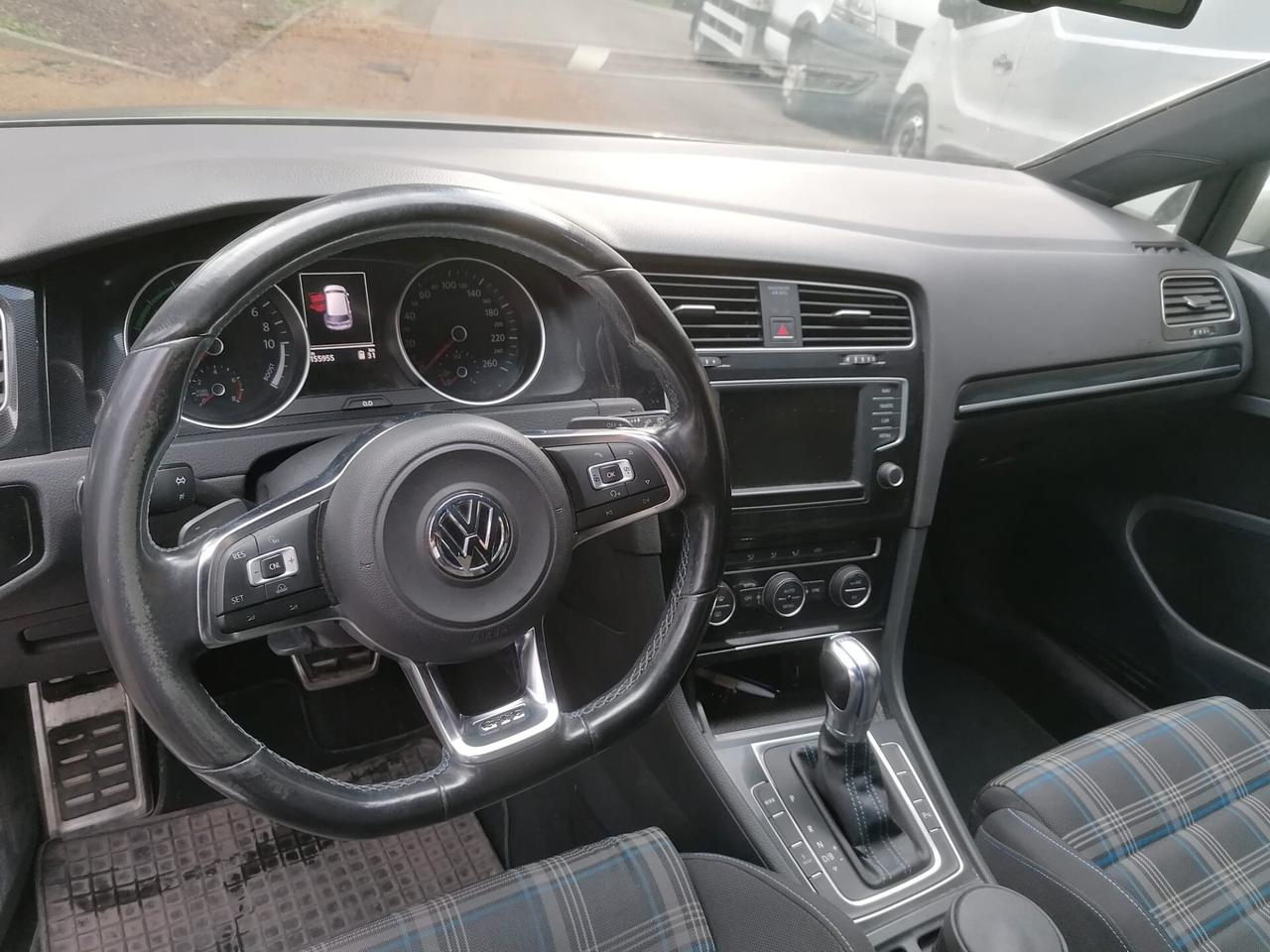 Volkswagen Golf GTE 1.4 TSI DSG 5p. Plug-In-Hybrid - 204cv