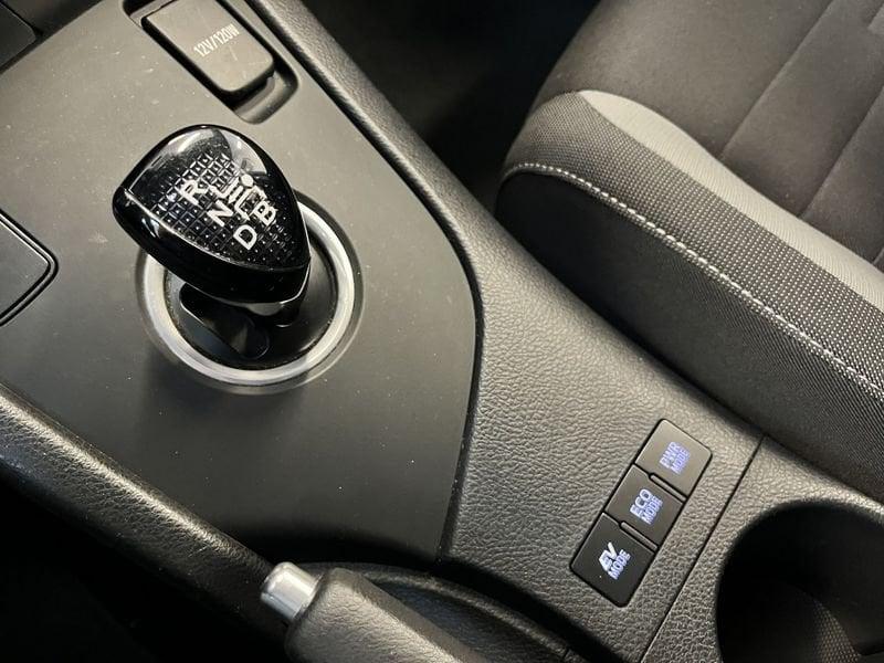 Toyota Auris Hybrid Lounge Touring Sports