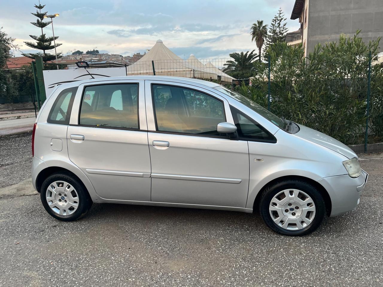 Fiat Idea 1.3 Multijet 16V Active