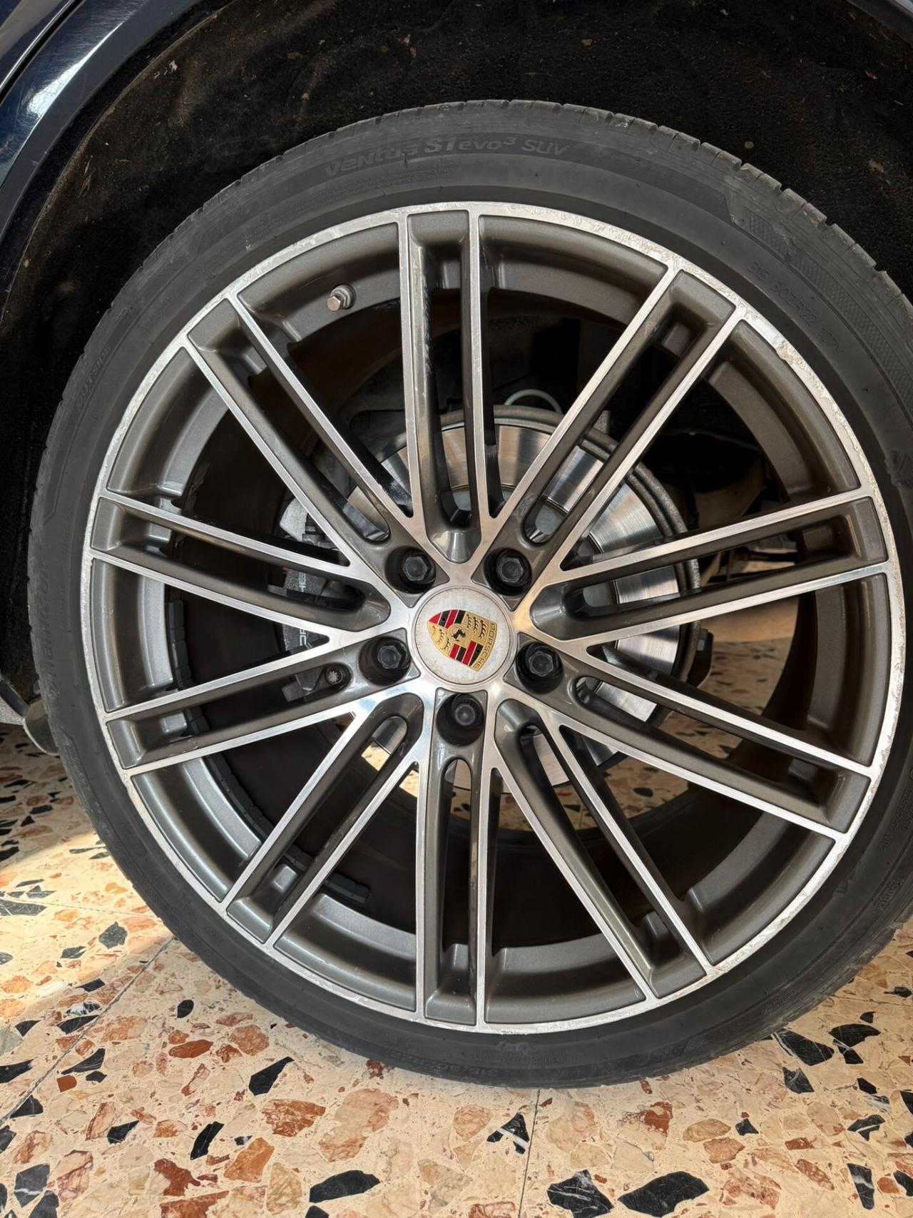 Porsche Cayenne 3.0 V6