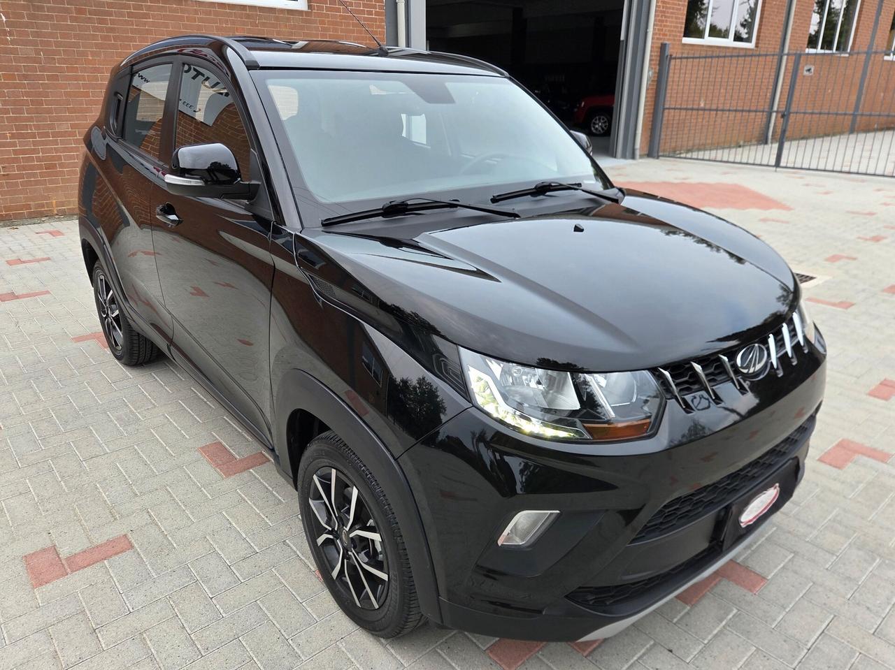 Mahindra KUV100 1.2 VVT 87 cv M-Bifuel GPL K8