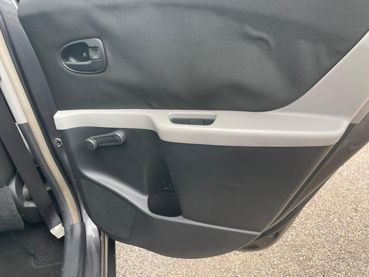 Toyota Yaris 1.0 5 porte Now Eco