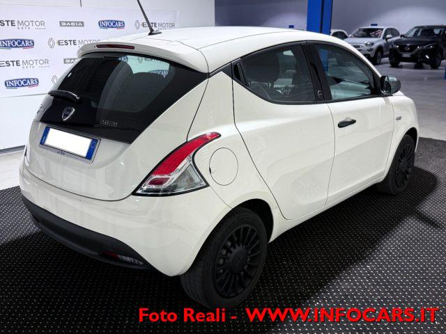 LANCIA Ypsilon 1.0 Hybrid 70 CV Ecochic Gold - PROMO