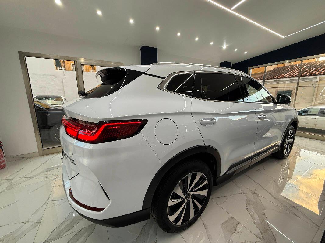 Byd Seal U DM-i BYD Seal U DM-i Plug-In Hybrid – 8 ANNI DI GARANZIA