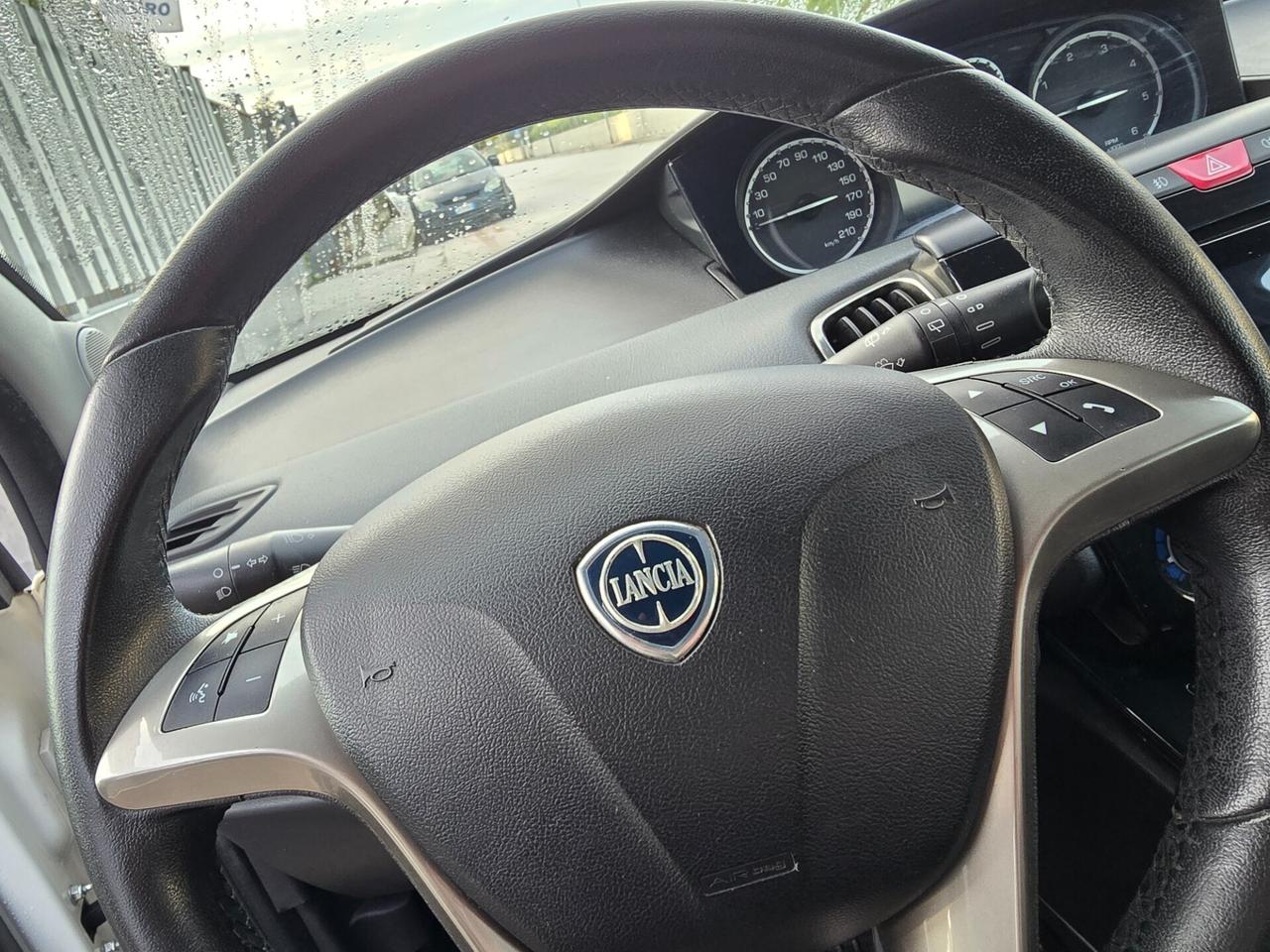 Lancia Ypsilon 1.3 MJT 16V 95 CV 5 porte S&S Elefa