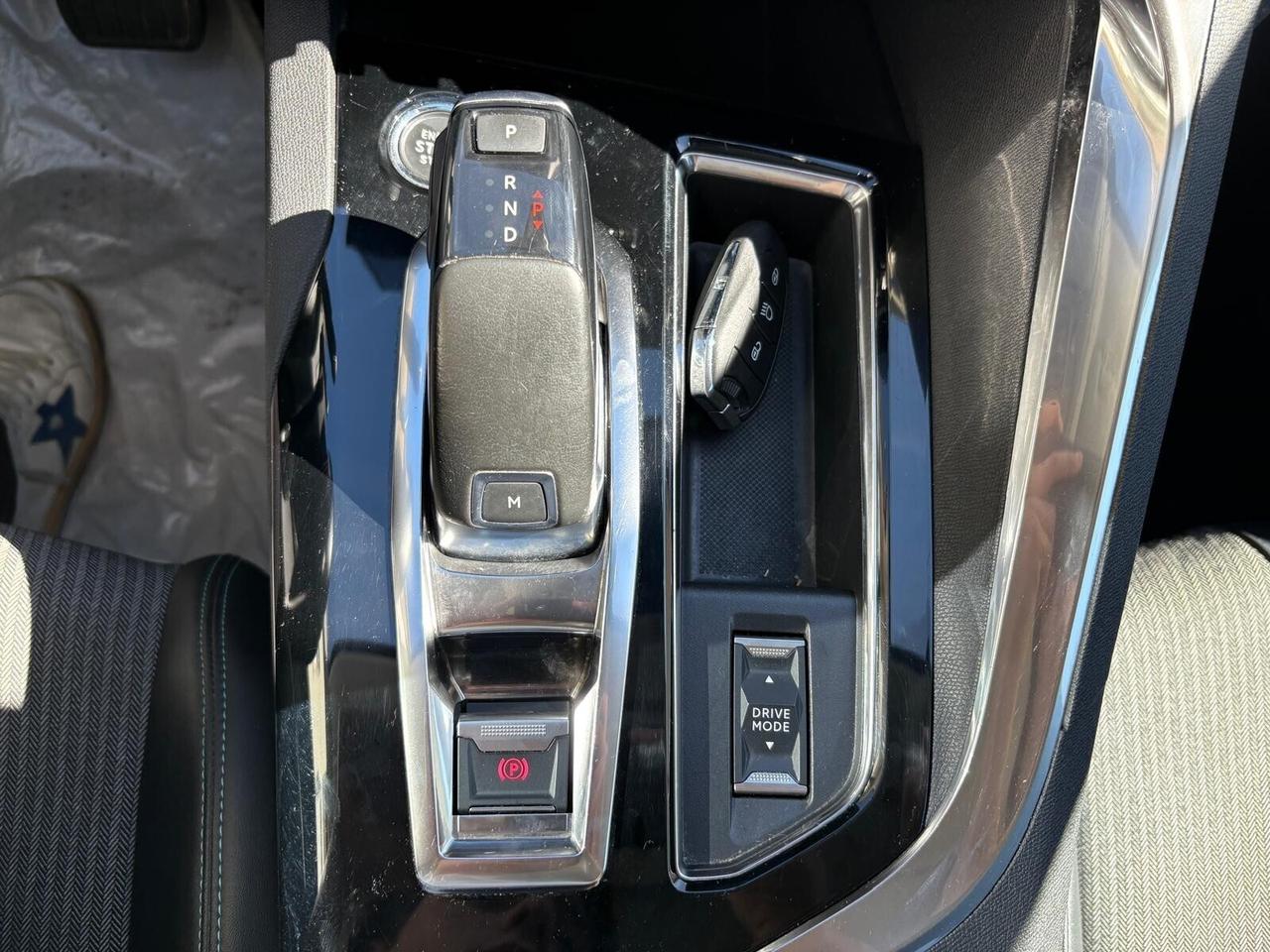 Peugeot 3008 1.5 BLUEHDI GT