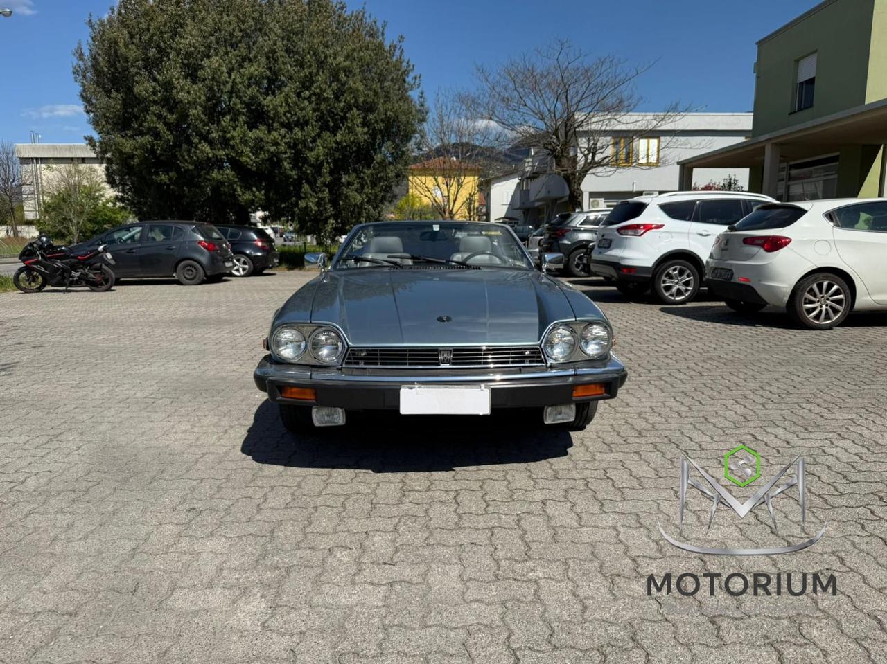 Jaguar XJS 5.3 275 cv Eleganza iconica, fascino senza tempo