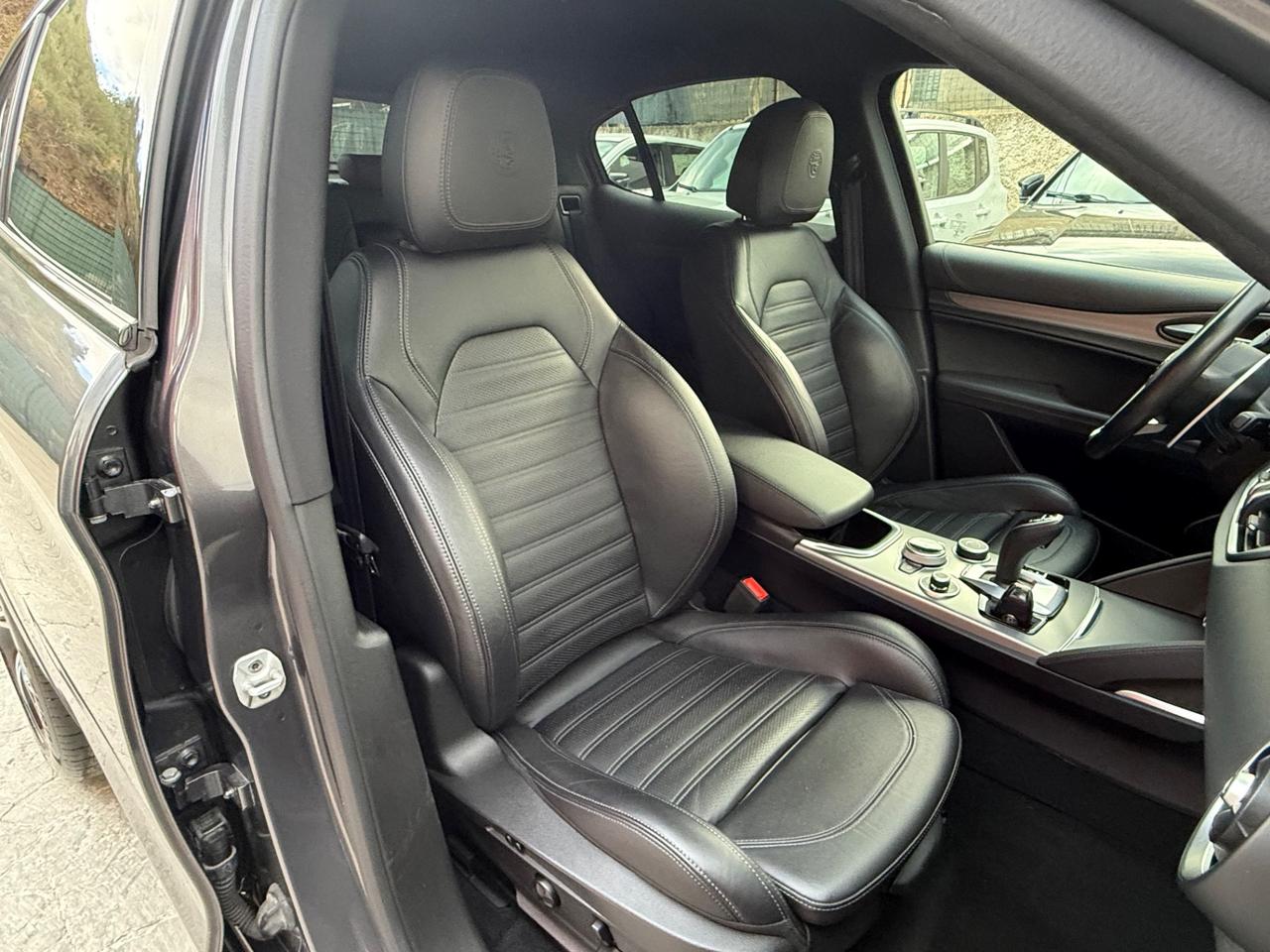 Alfa Romeo Stelvio 2.2 Turbodiesel 210 CV AT8 Q4 Veloce