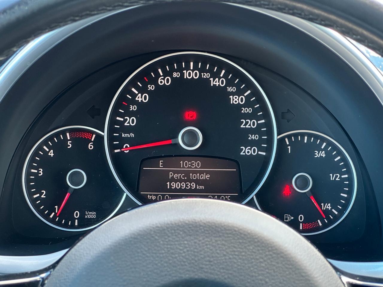 VOLKSWAGEN Maggiolino 1.6 TDI Design