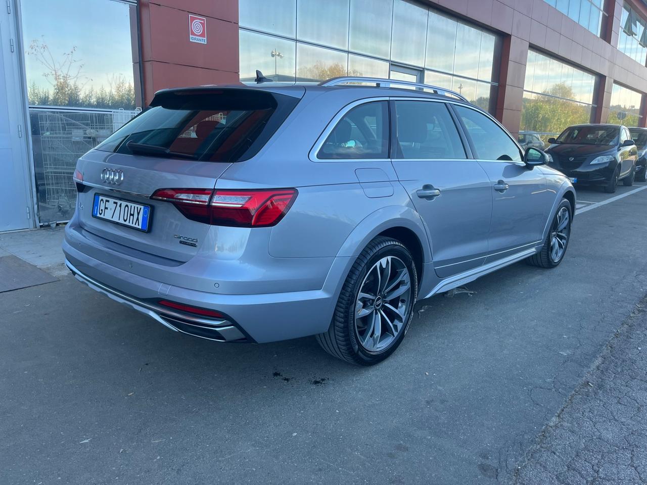 Audi A4 allroad 40 TDI 204 CV S tronic Identity Contrast