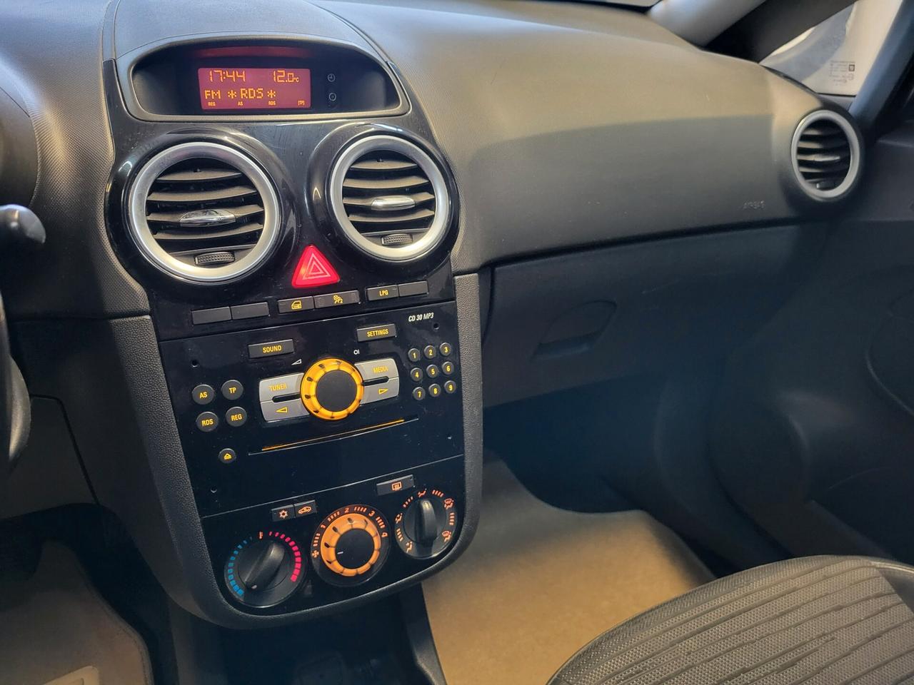 Opel Corsa 1.2 85CV 5 porte GPL-TECH Ecotec