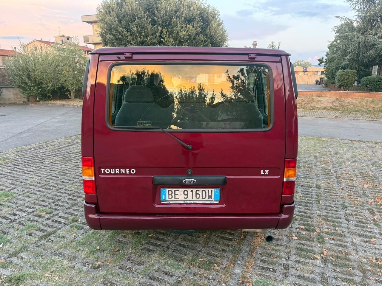 Ford Transit tourneo 2.5 TD 9 posti