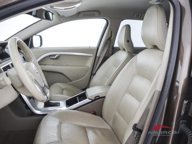 VOLVO XC70 D3 Geartronic Momentum - PER OPERATORI DEL SETTORE