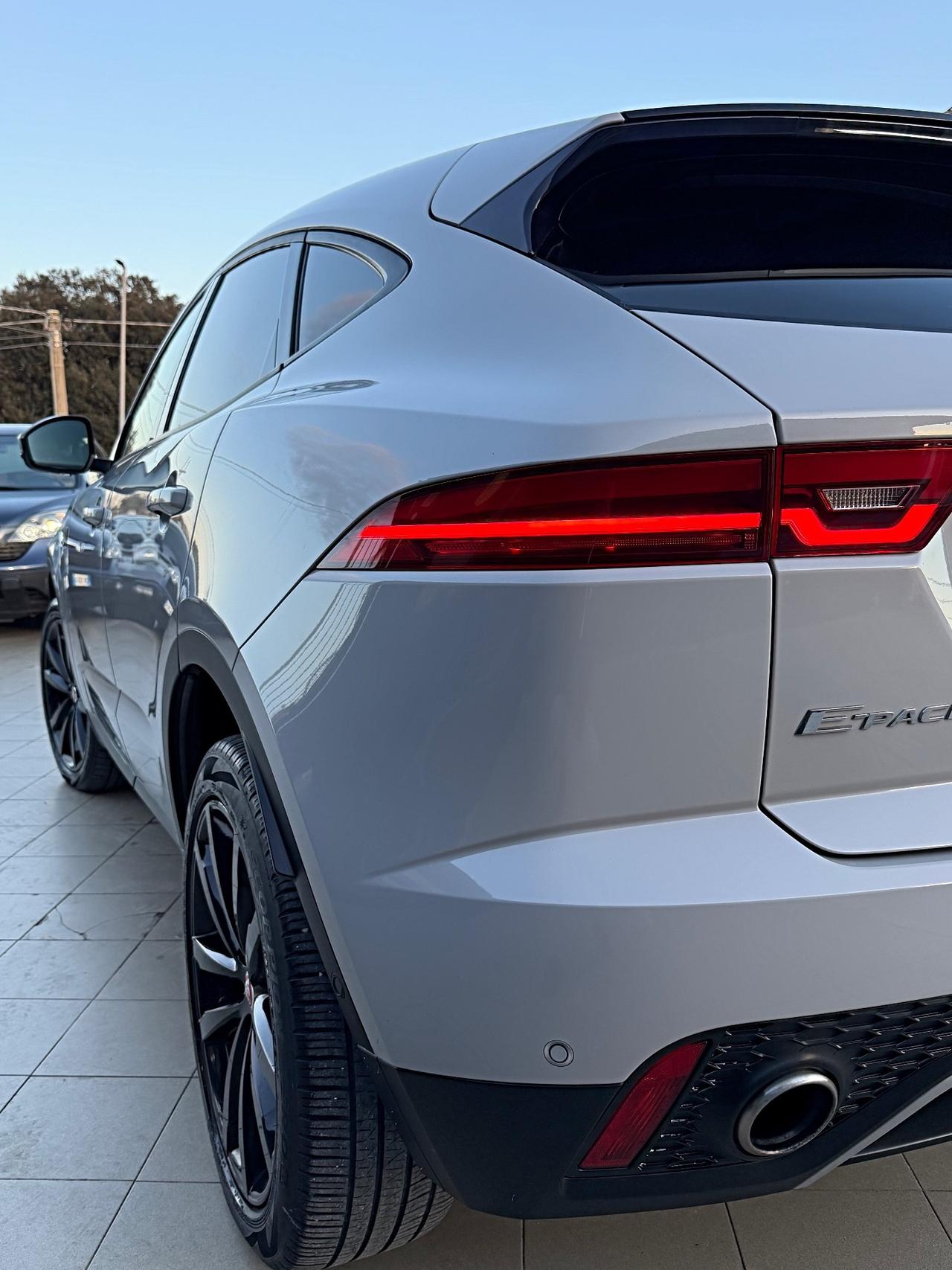 Jaguar E-Pace 2.0D 180 CV AWD aut. First Edition