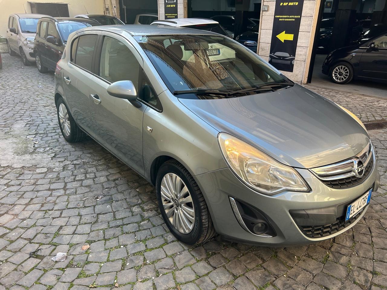 Opel Corsa 1.2 5 porte Elective