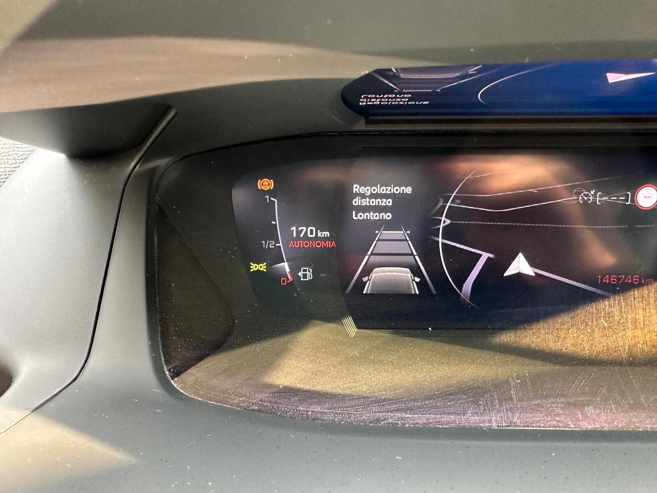 Peugeot 2008 BlueHDi 1.5HDI 130 S&S EAT8 Allure 2021 COCKPIT