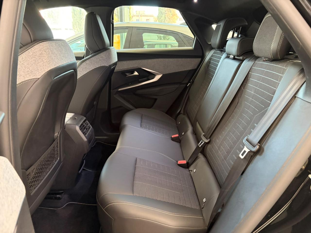 Peugeot 3008 1.2 Hybrid 145 e-DCS6 GT