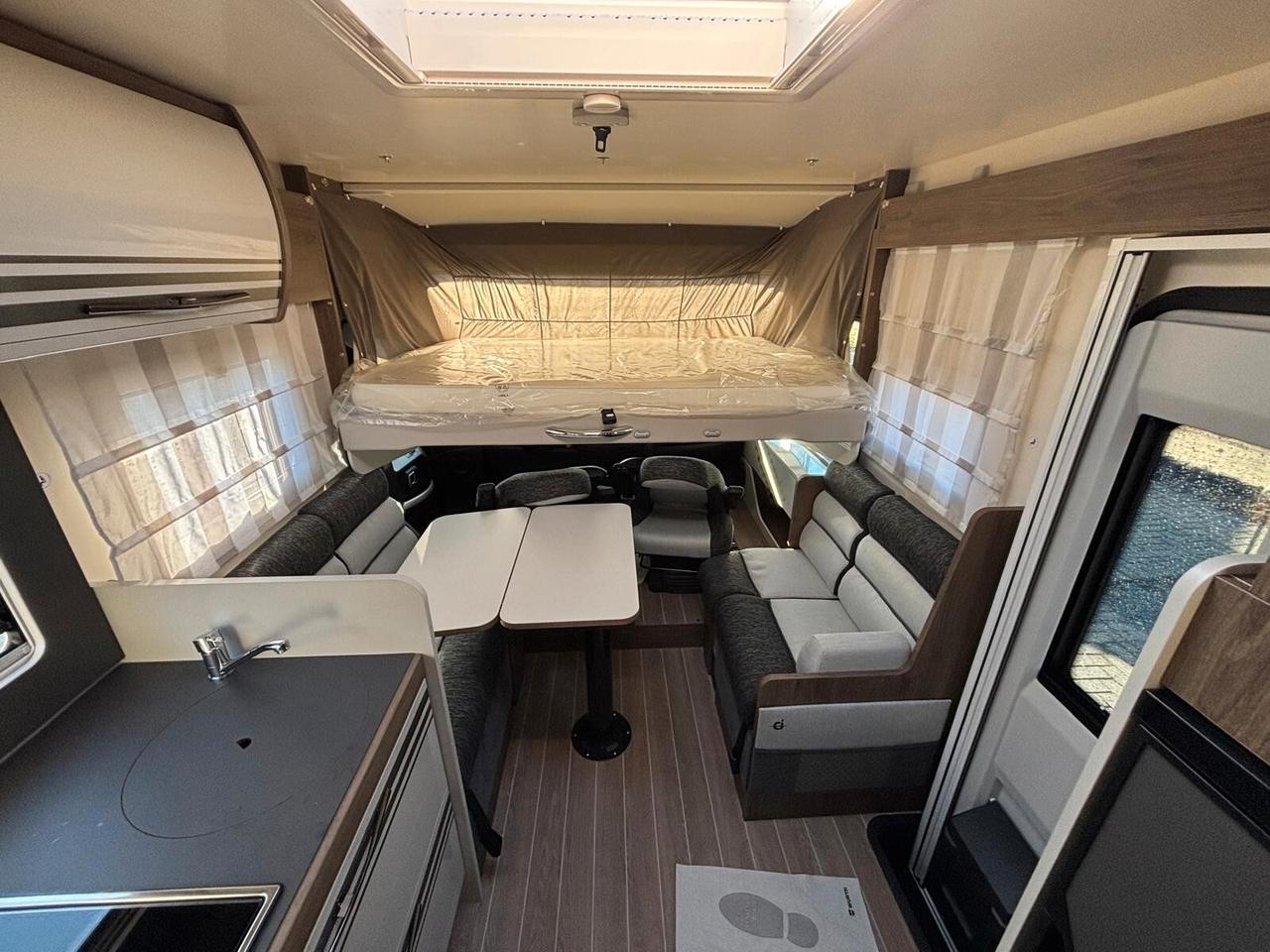 Ci International Magis 87 Integral Selekt camper