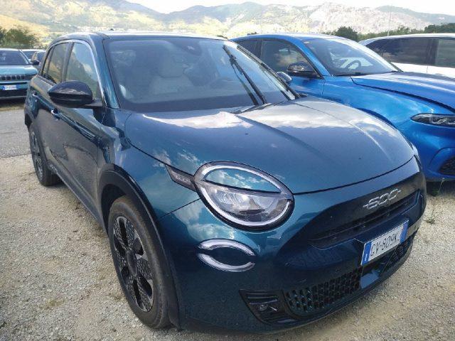FIAT 600e FIAT 600 - LA PRIMA