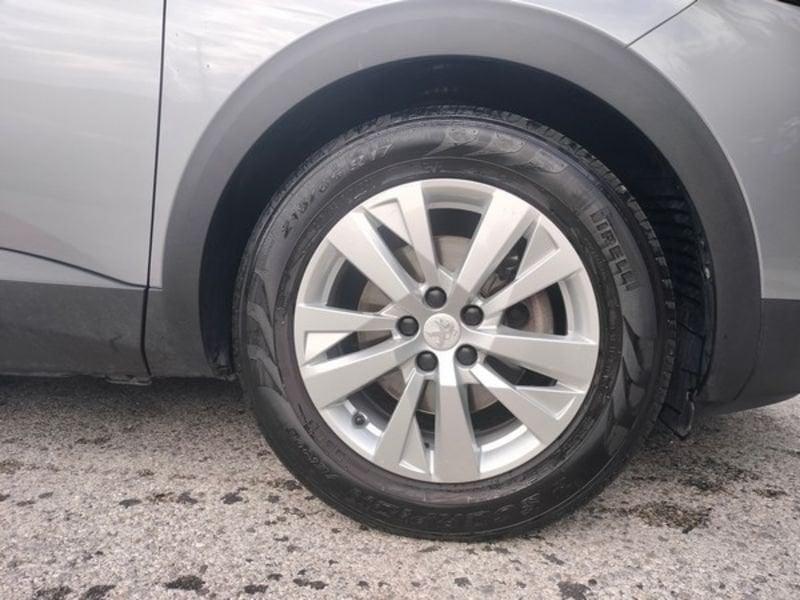 Peugeot 3008 BlueHDI 130 EAT8 S&S Active