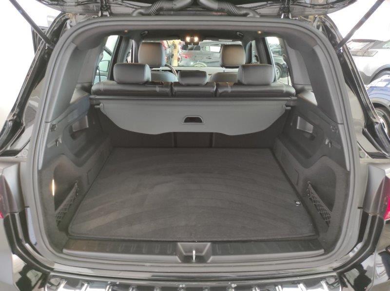 Mercedes-Benz GLB (X247) - GLB 200 d Automatic Business Extra