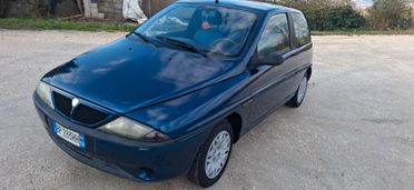 Lancia Y 1.1i cat Elefantino Blu