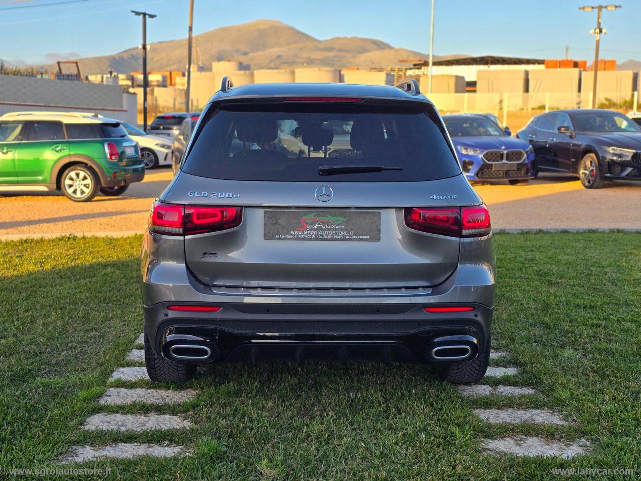 MERCEDES-BENZ GLB 200 d Automatic Premium