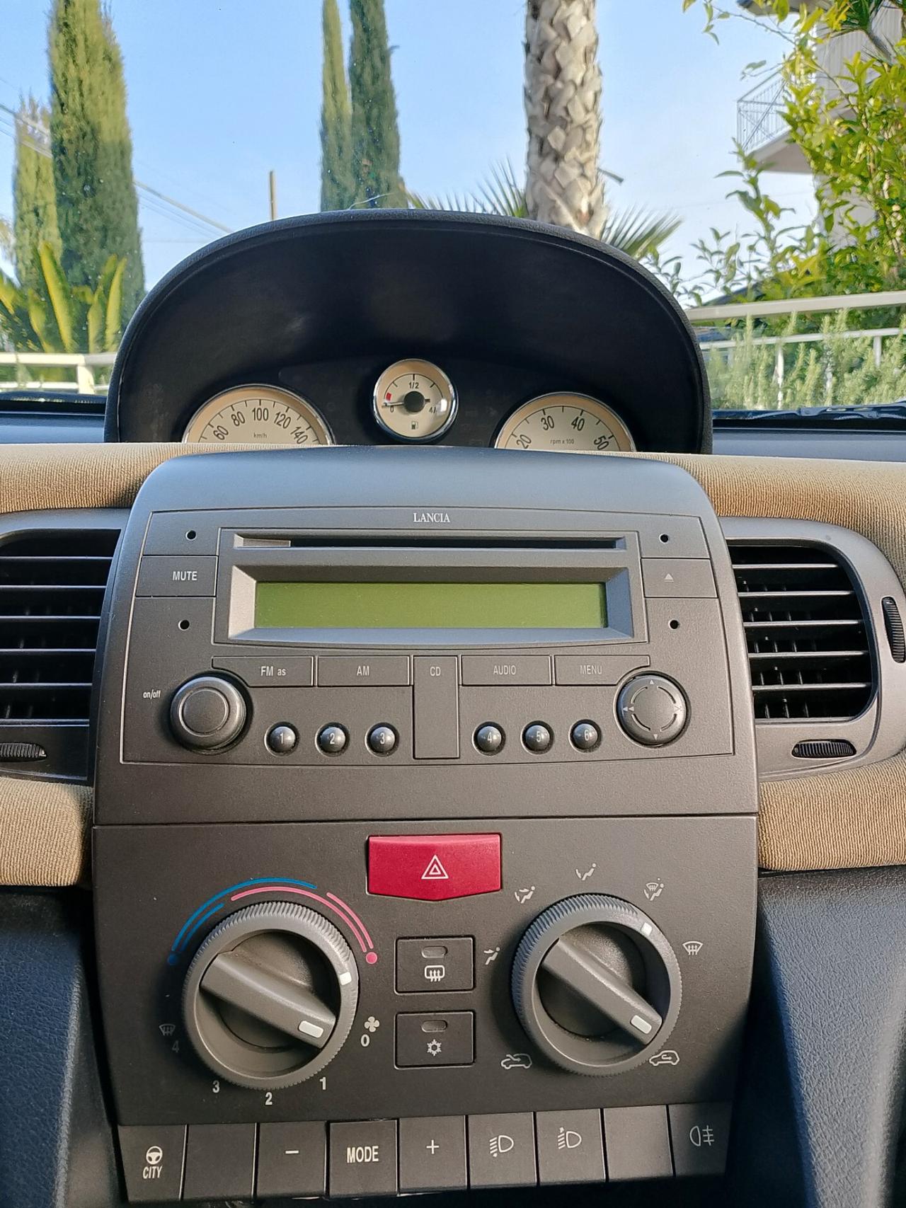 Lancia Ypsilon 1.2 Argento