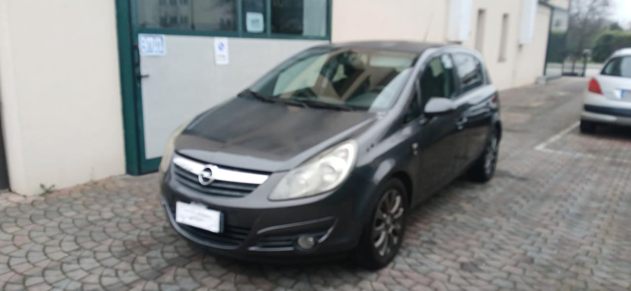 Opel Corsa 1.3 neopatentati diesel