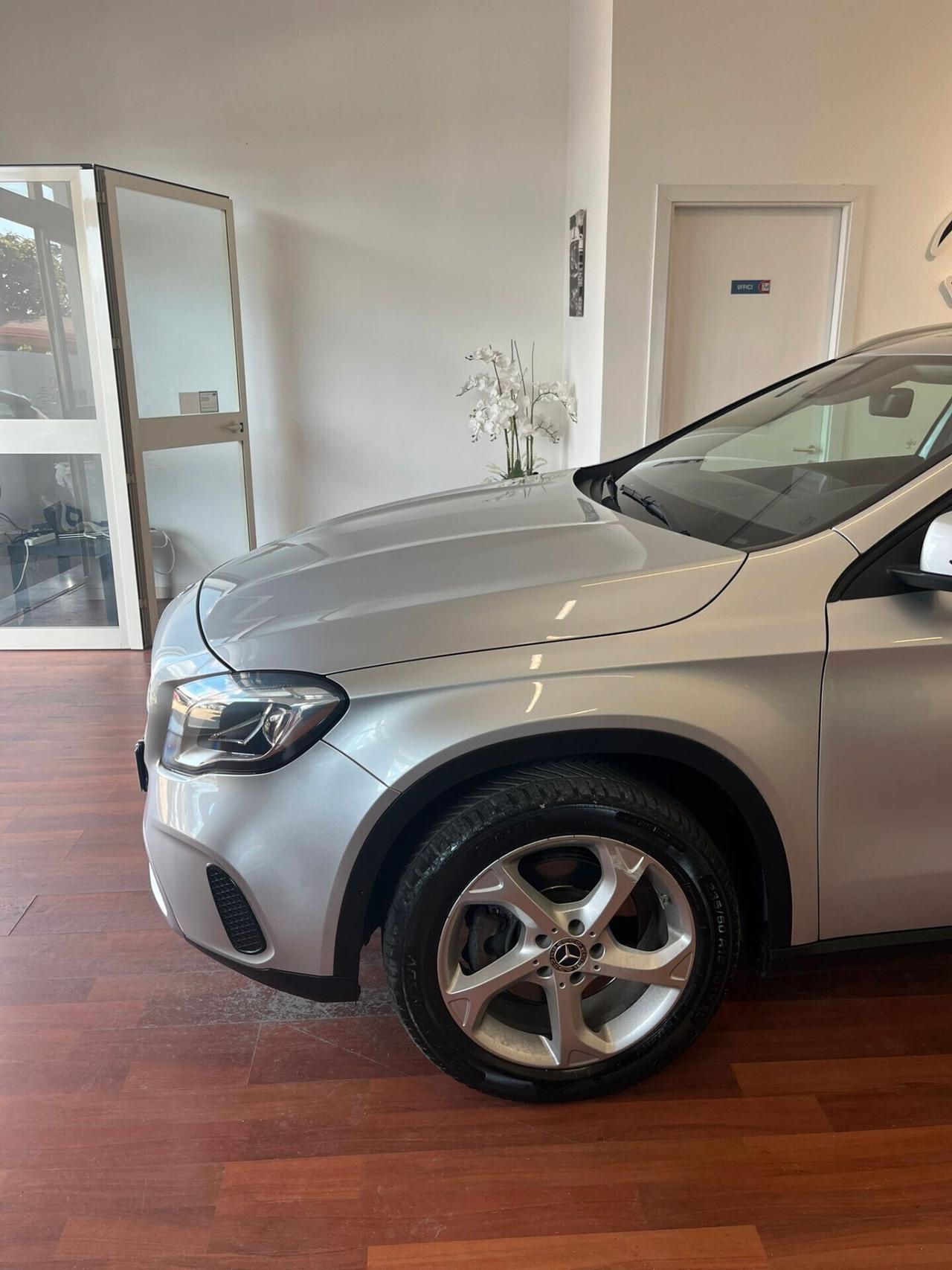 Mercedes-benz GLA 220 Automatic 4Matic Sport