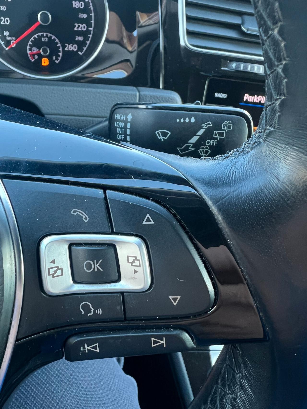 Volkswagen Golf 2.0 TDI 5p. Executive BlueMotion Technology