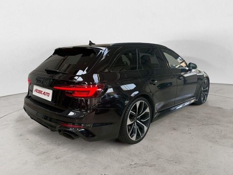Audi A4 RS 4 Avant