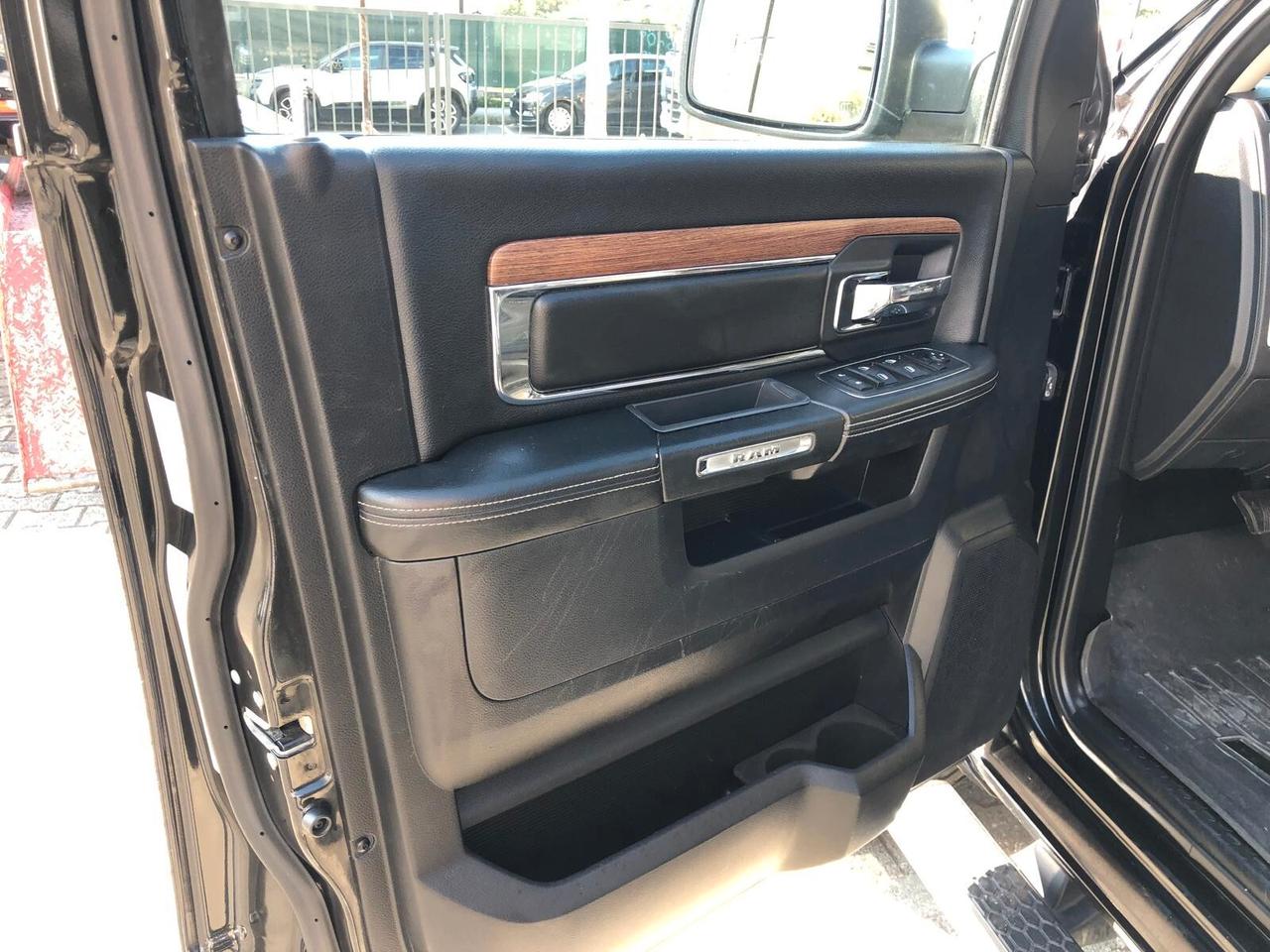 Dodge RAM 1500 STUPENDA