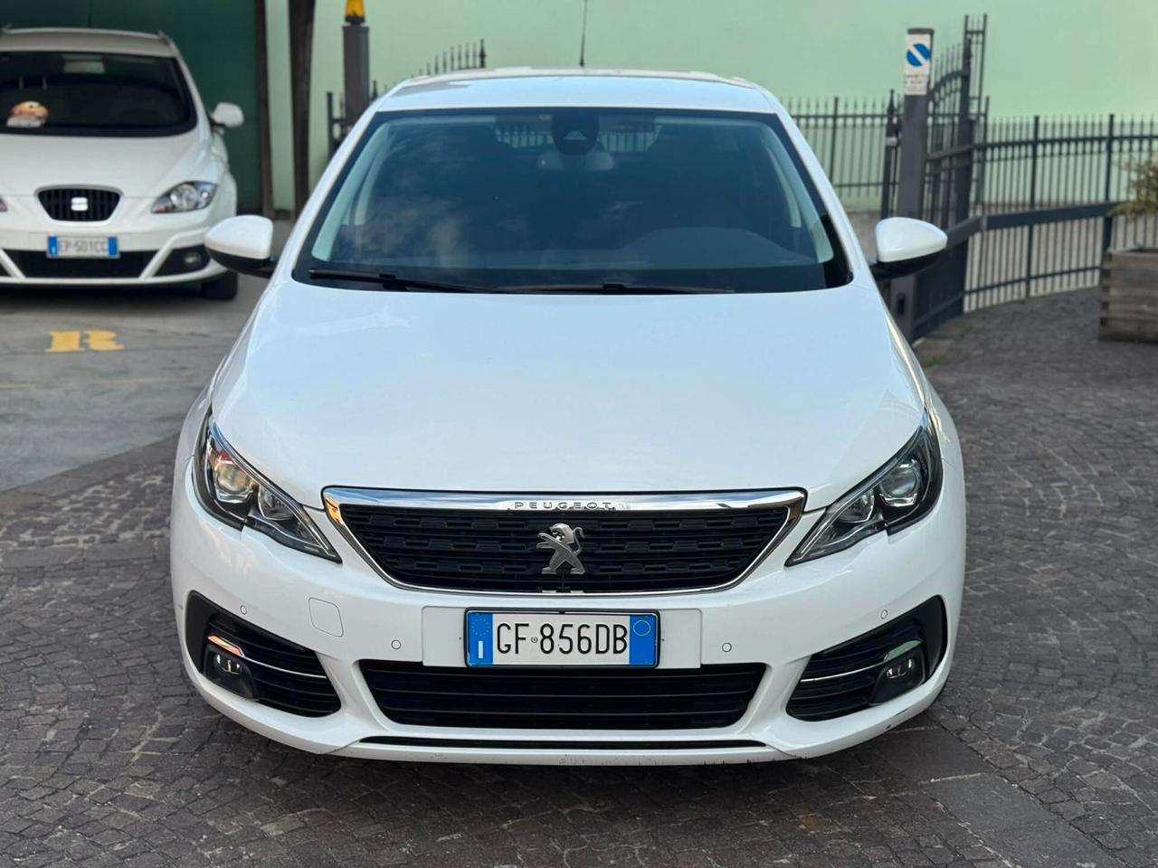 Peugeot 308 BlueHDi 130 S&S EAT8 SW Allure