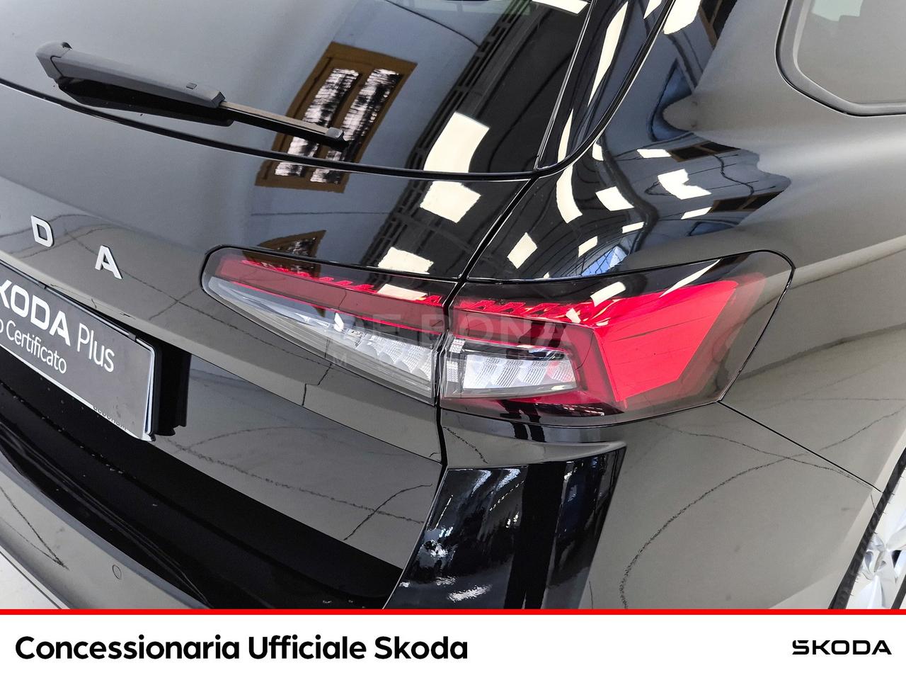 Skoda Superb wagon 2.0 tdi selection 150cv dsg