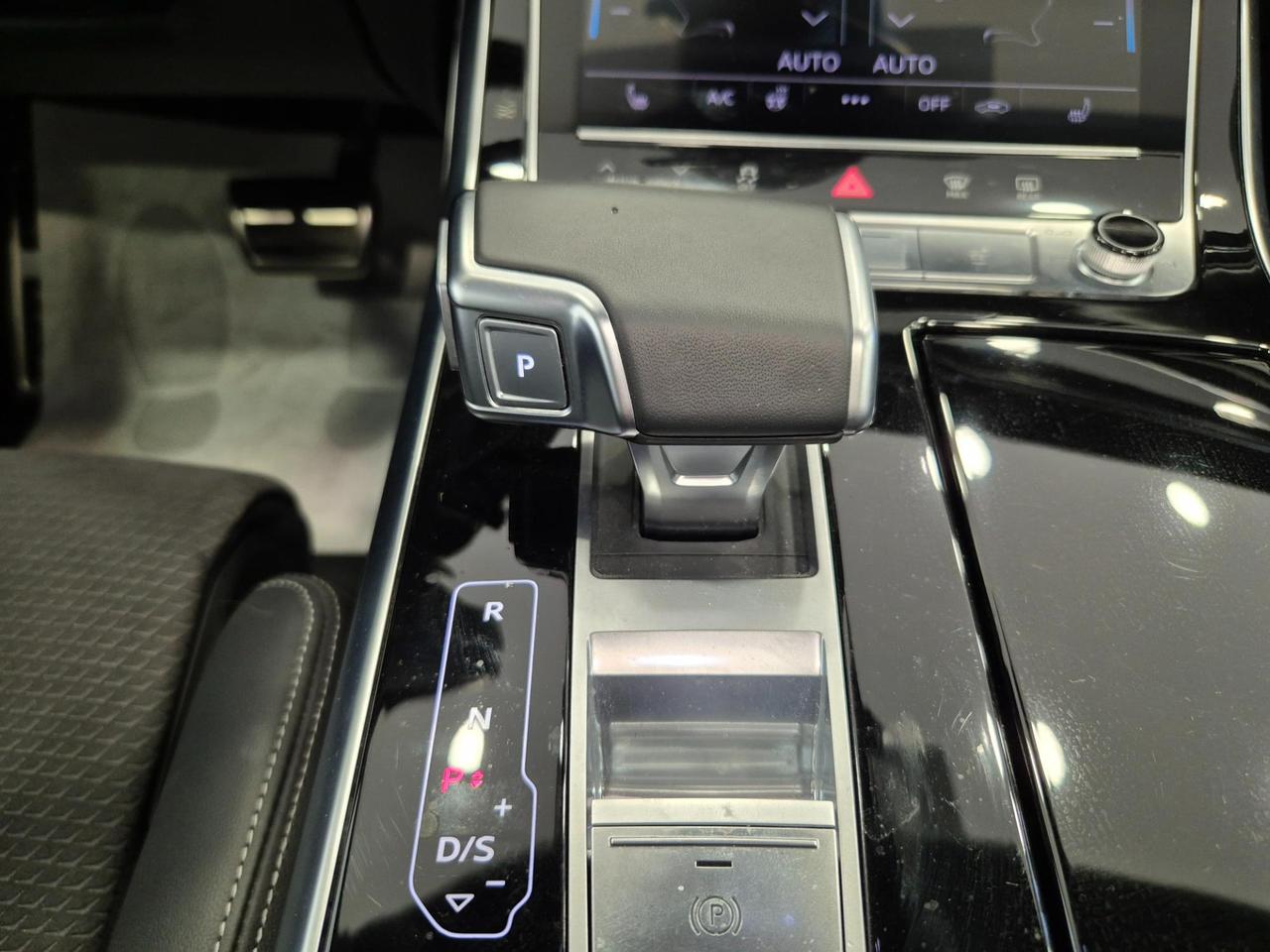 Audi Q8 3.0 tdi mhev S line edition quattro 286cv Tetto Panor. Fari Matrix