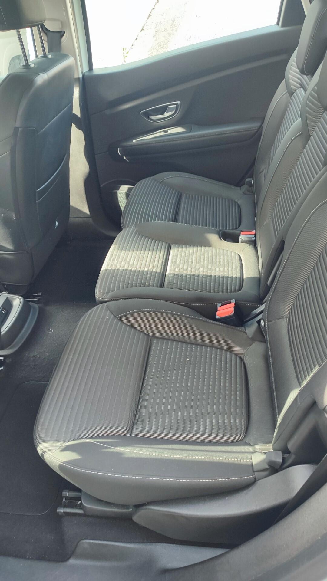 RENAULT SCENIC 5 POSTI