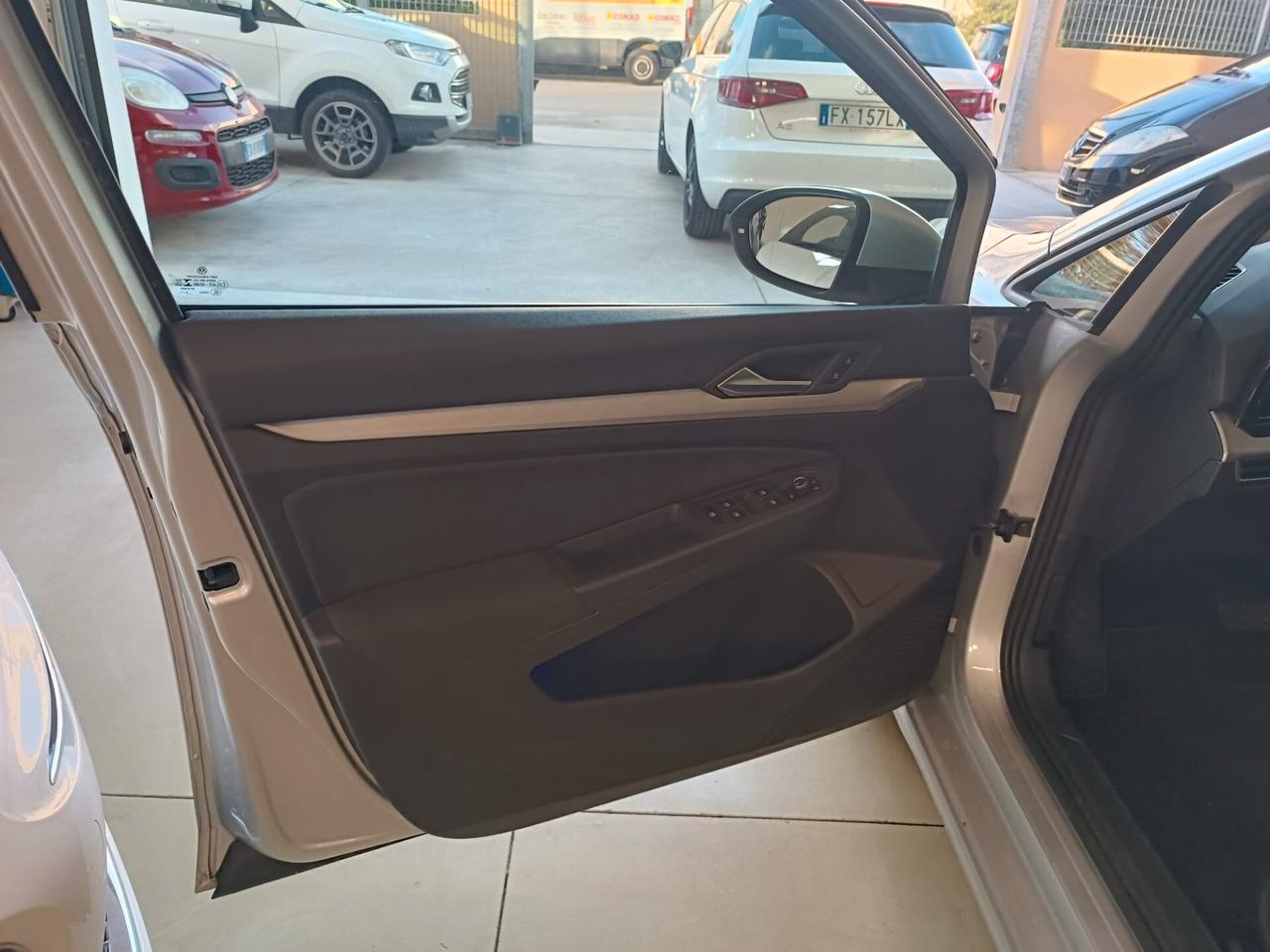 Volkswagen Golf Variant 2.0 TDI SCR DSG Style