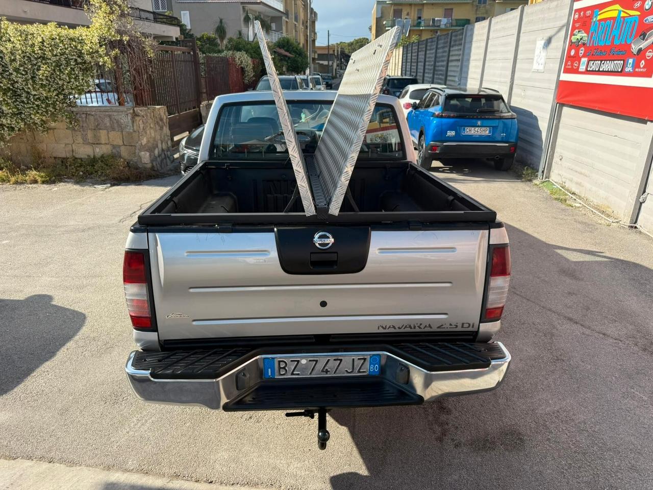 Nissan Pick-up 2.5 TD 133cv Navara - 2002