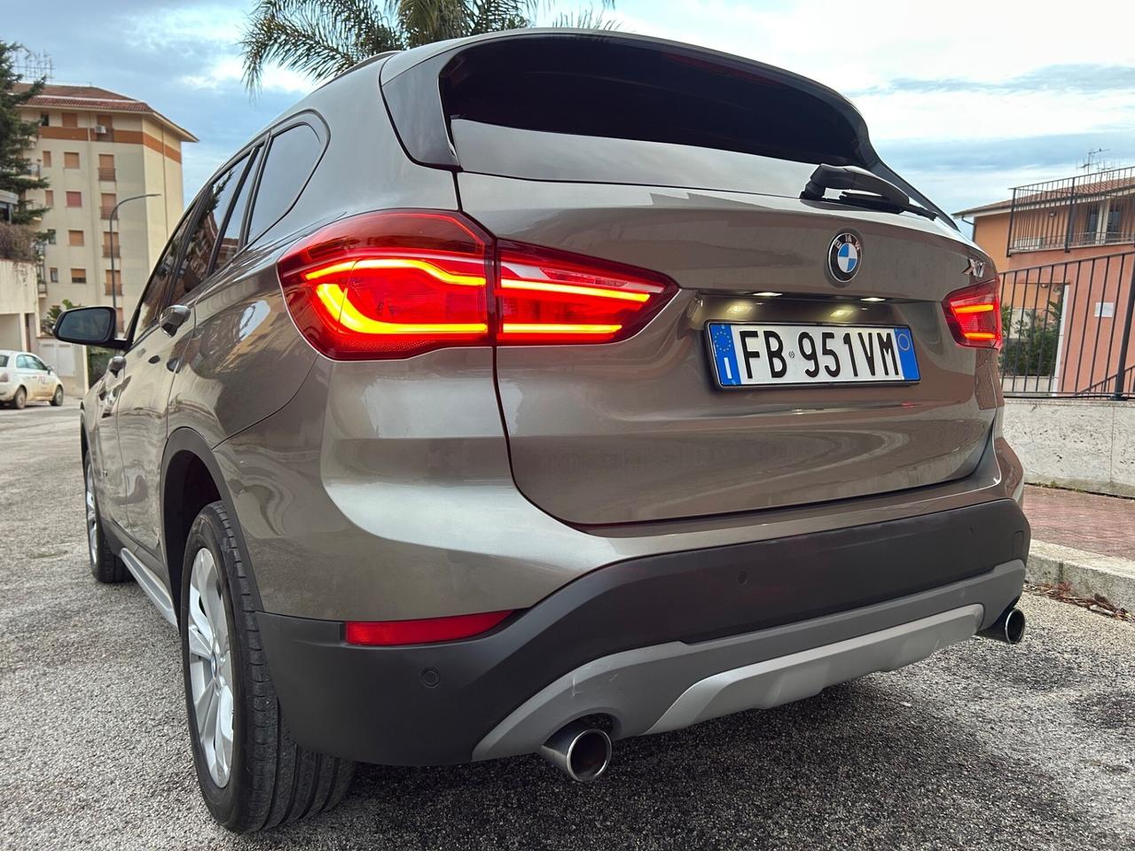 Bmw X1 xDrive20d xLine. Strafull !!!