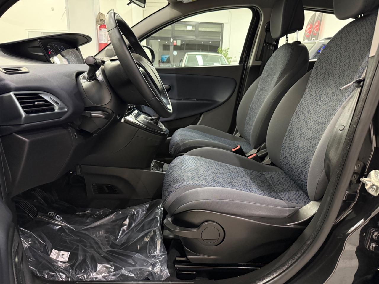 Lancia Ypsilon 1.0 Hybrid Gold *CARPLAY*CAMERA