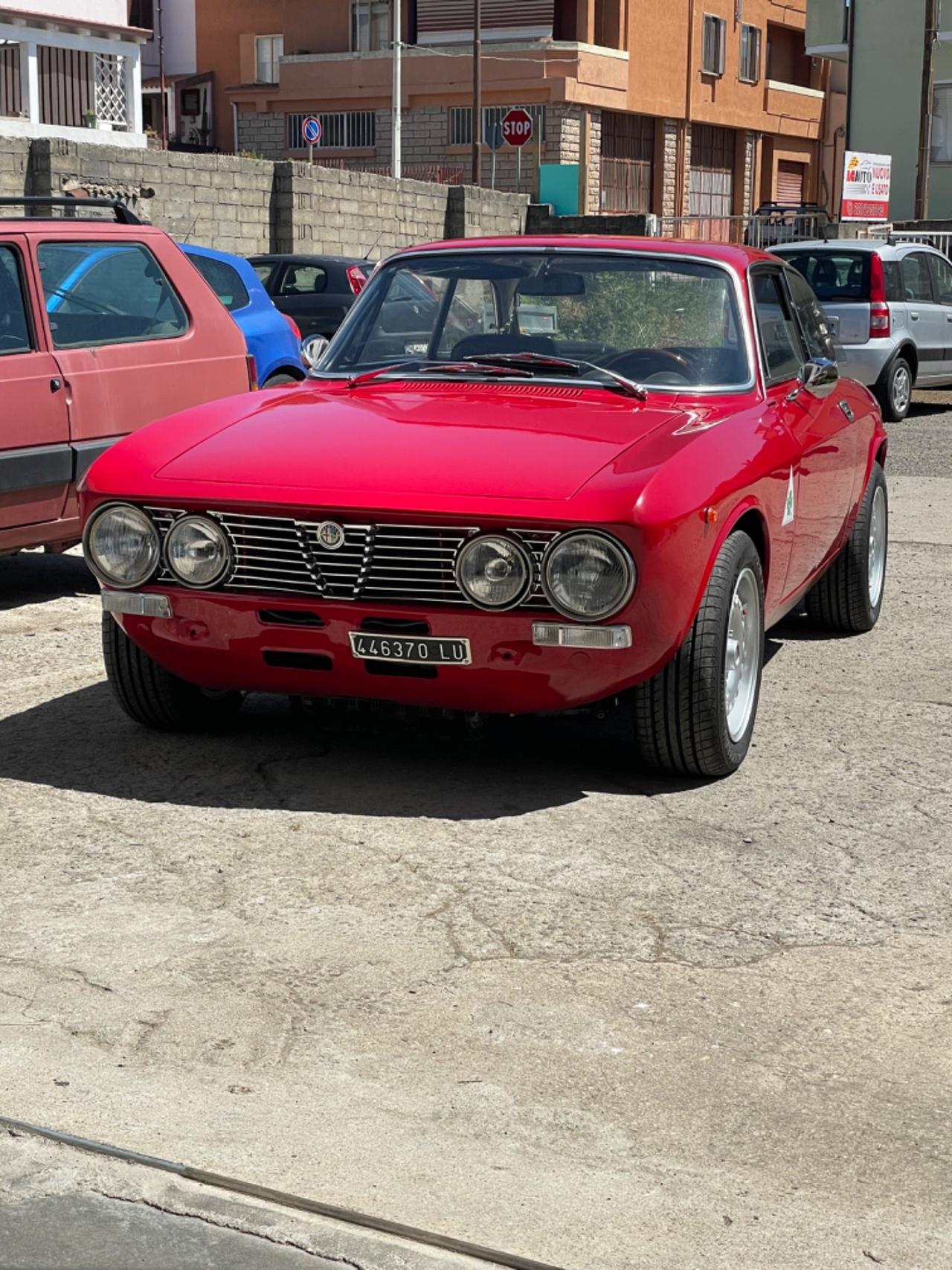 Alfa Romeo Giulia gt junior 1.3 con motore 2.0