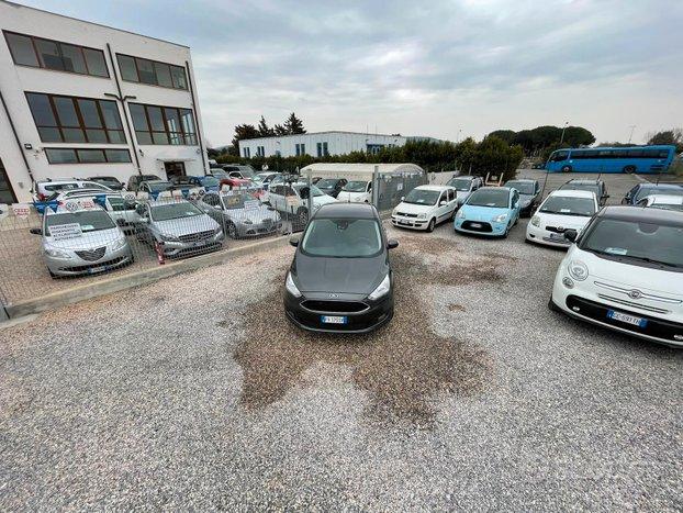 Ford C-Max 1.5 tdci Titanium AUTOMATICA CLIMATRONIC CRUISE APPLE CAR PLAY MULTIFUNZIONE