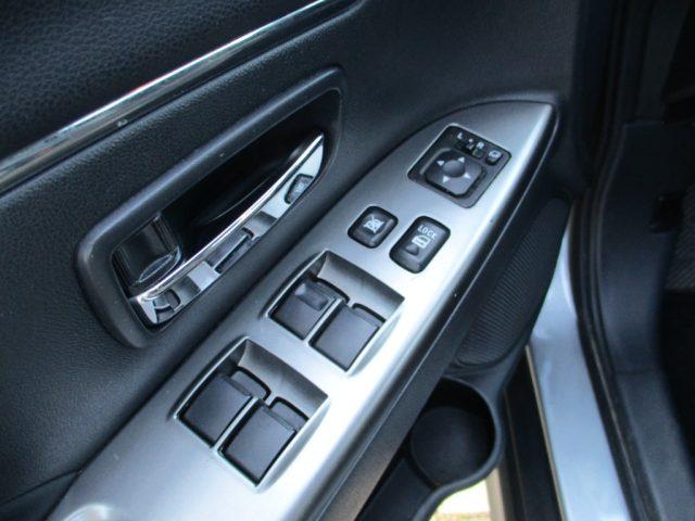 MITSUBISHI ASX 1.6 DI-D 114 CV 2WD Intense Navi CARPLAY