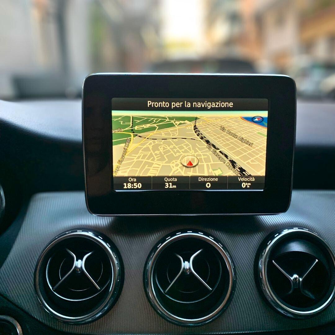 Mercedes-Benz GLA 180 D Sport
