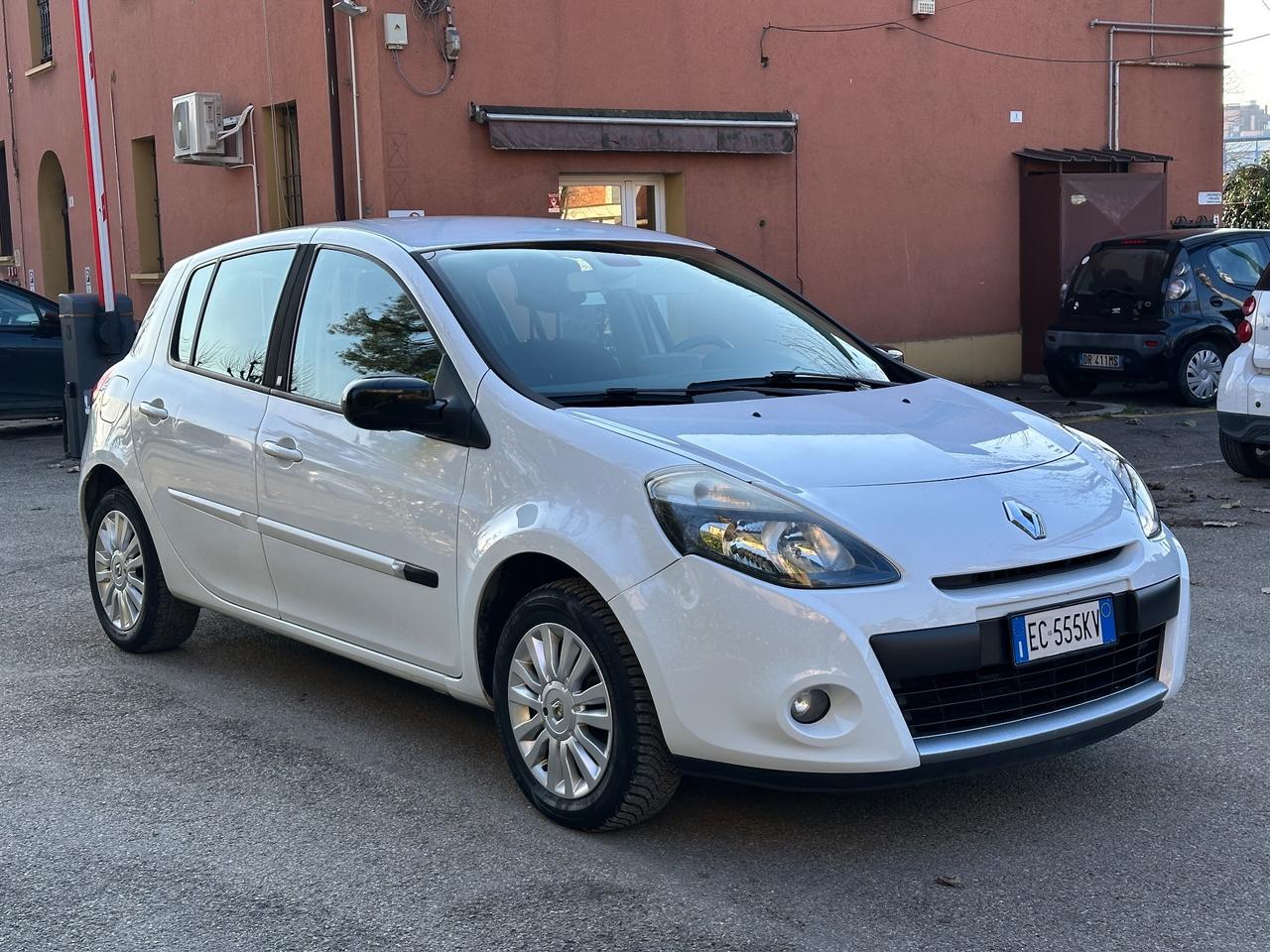 Renault Clio 1.2 16V 5 porte GPL Dynamique Neopatentati