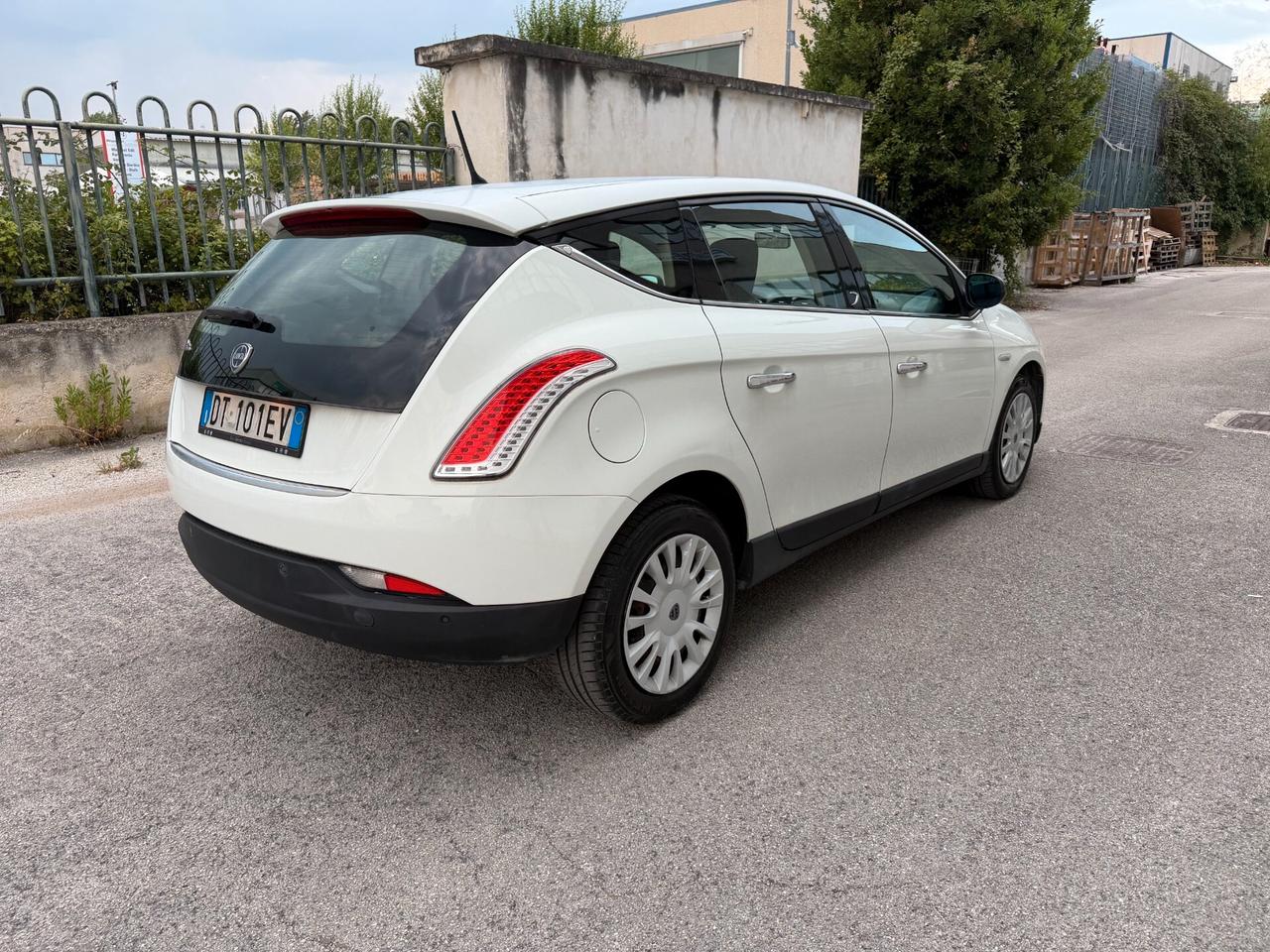 Lancia Delta 1.6 MJT DPF Platino OK NEOPATENTATI