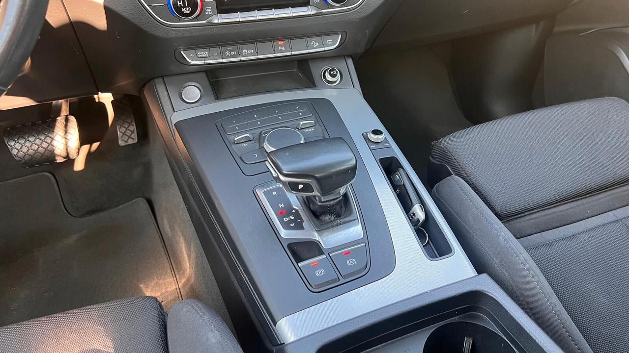 Audi Q5 2.0 TDI 190 CV quattro S tronic Business Sport