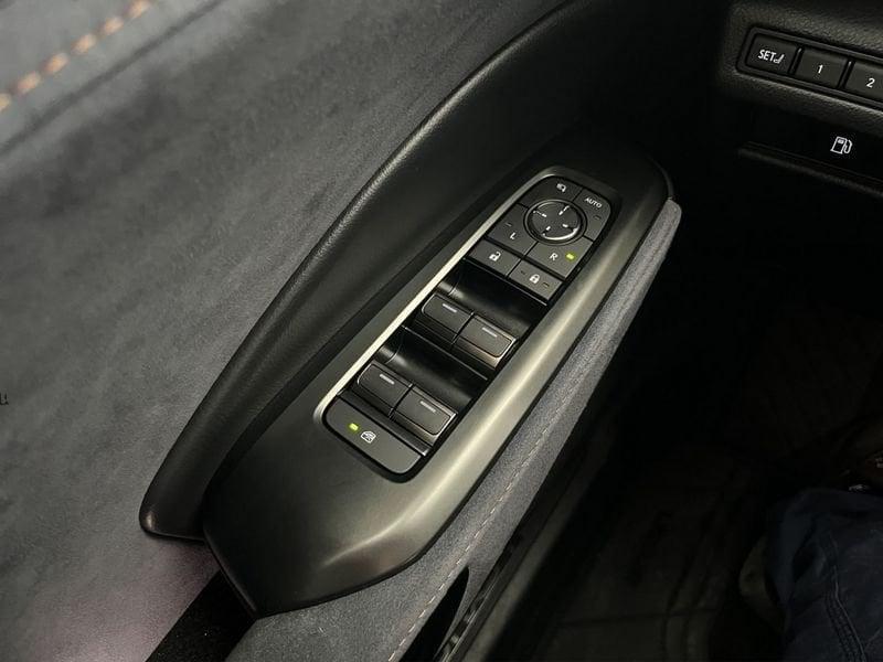 Lexus LBX LBX 1.5 hybrid Cool 2wd